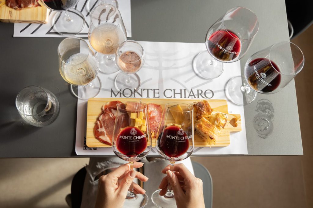 Degustação Essência — Monte Chiaro Vinhos Finos