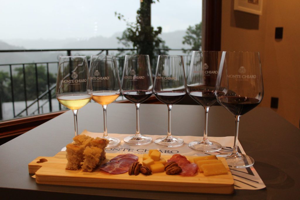 Degustação Essência — Monte Chiaro Vinhos Finos